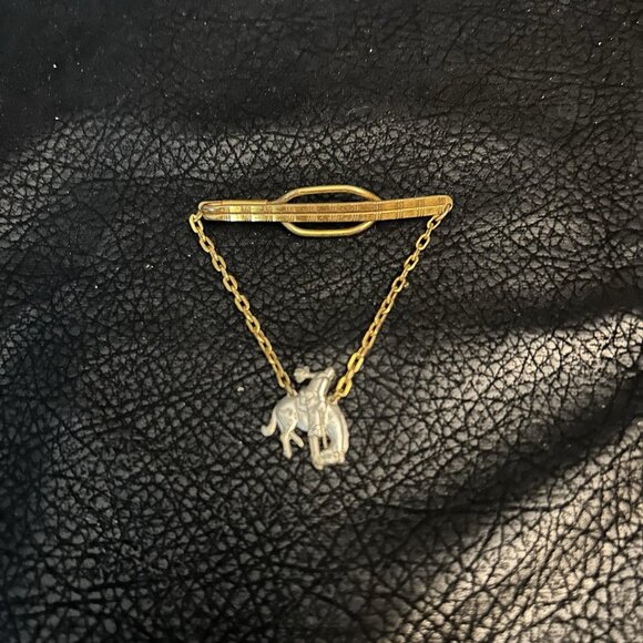 Vtg Unbranded RODEO COWBOY Riding HORSE TIE CLIP BAR Gold Tone & Silver Tone - Picture 1 of 6